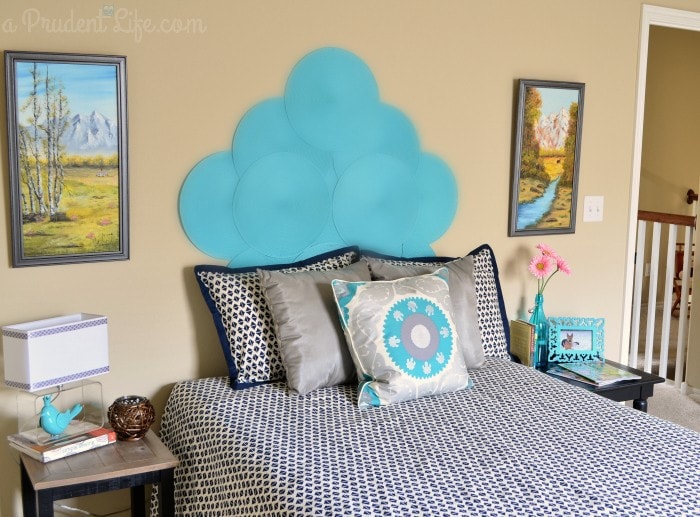 https://www.polishedhabitat.com/2014/craft-room-guest-room-combo-reveal/guest-bed-wall/