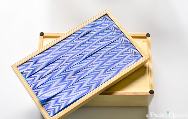How to add a woven top to a pre-made box.