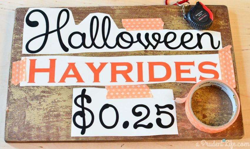 DIY Halloween Hayride Sign