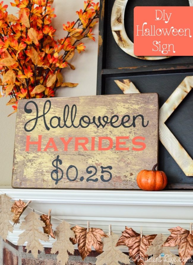 DIY Halloween Hayride Sign