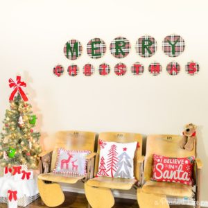 Rustic Christmas Entry Way Decor