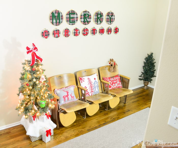 Christmas Entry Way Decor