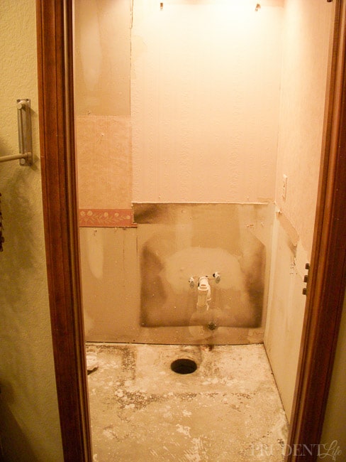 1970s Bathroom Before & After {On a Budget}