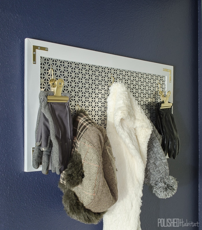 Looking for organization AND style? This DIY coat rack provides both on a budget and is the perfect entry-level DIY project for your entryway.