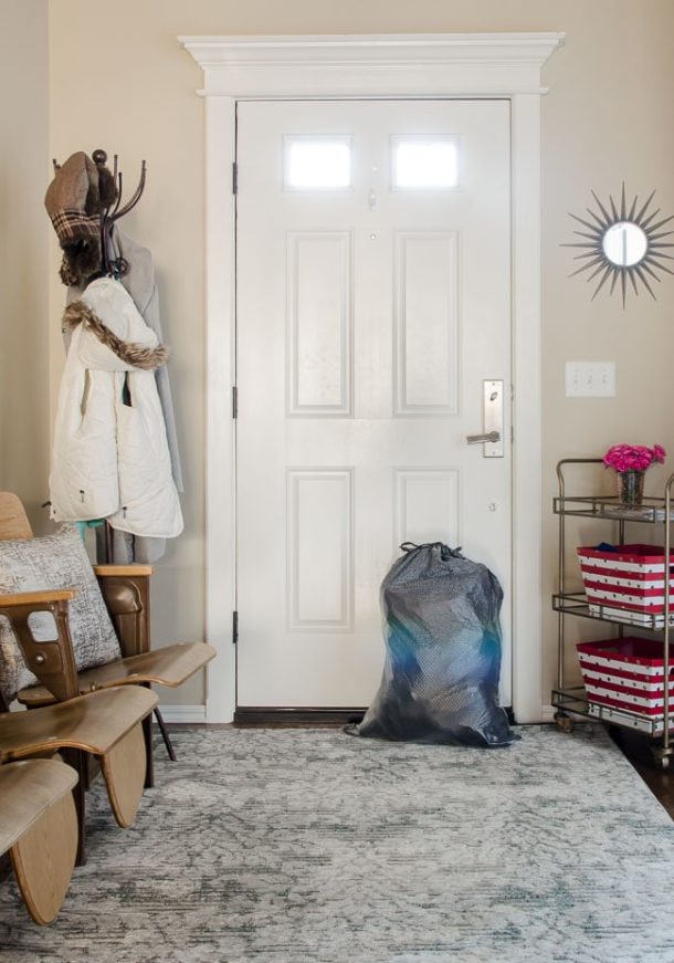 Top Tips for Cleaning out your Dresser {Purge Clothes Like a Pro