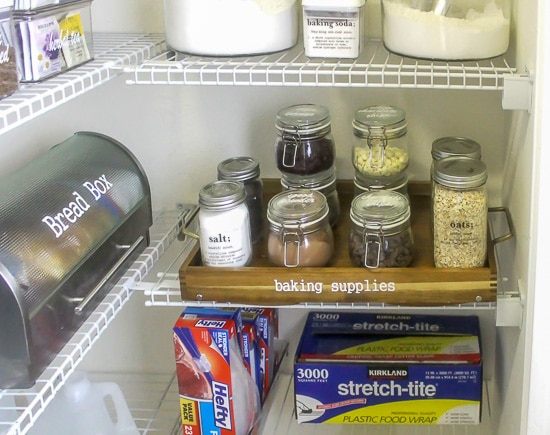 https://www.polishedhabitat.com/wp-content/uploads/2017/03/Small-Pantry-Organzing-Ideas-10.jpg