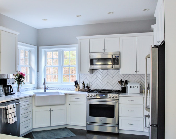 White modern farmhouse kitchen - can you believe this used to be a dark, oak kitchen?