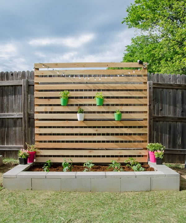 Concrete and Cedar DIY Raised Garden Bed Tutorial 