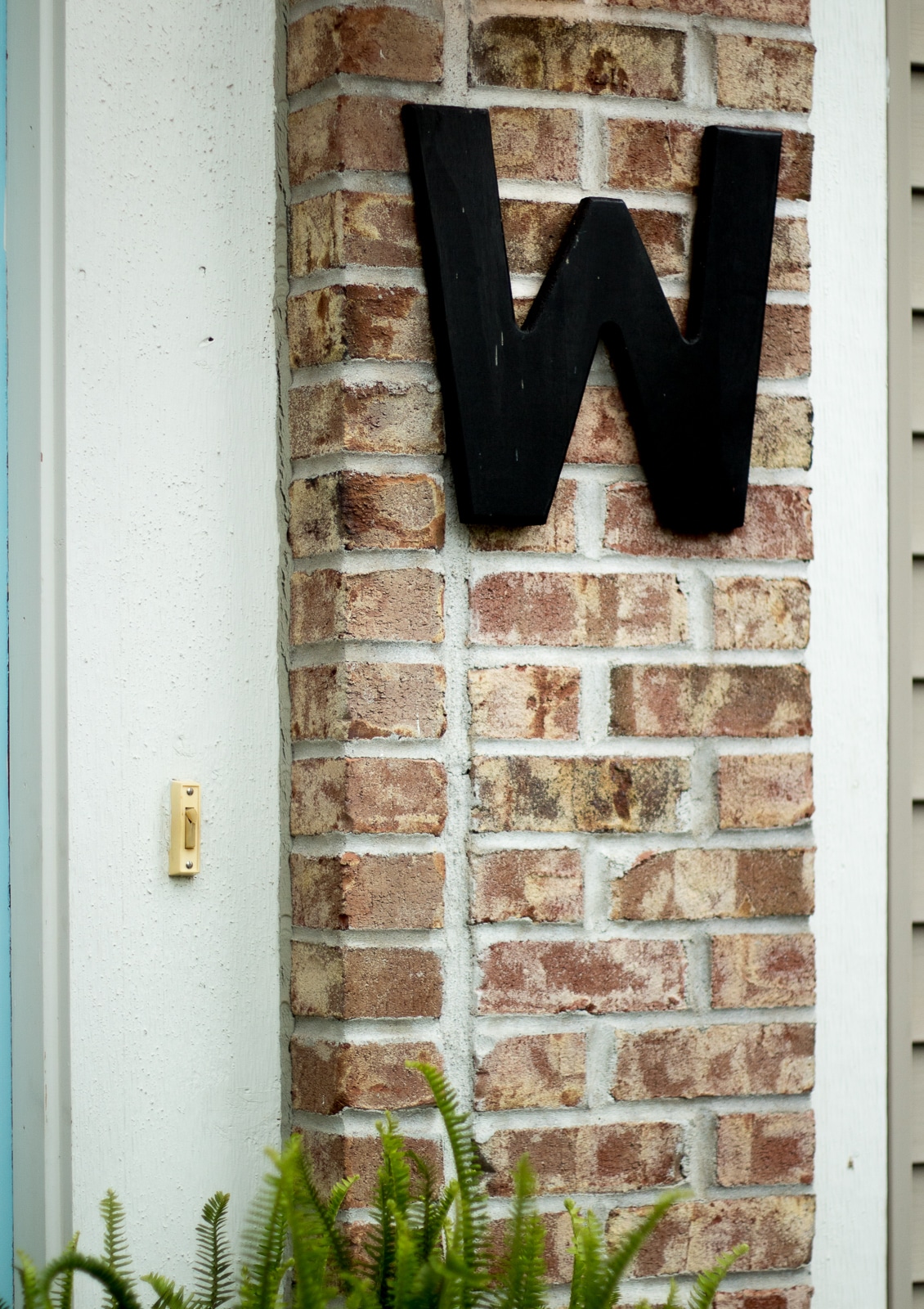 How to Spruce Up Your Front Porch