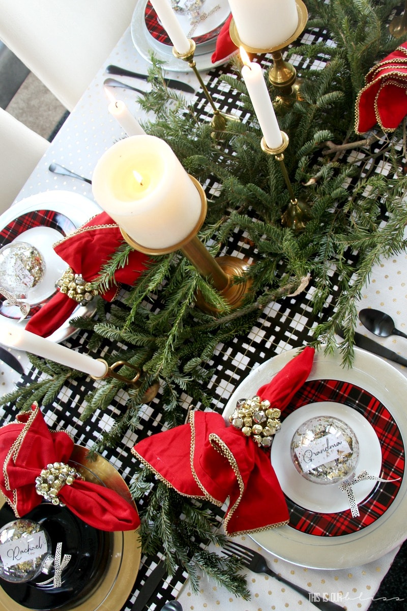 How to Create a Luxe for Less Christmas Table - 6 Money-saving tips for a beautiful holiday table!