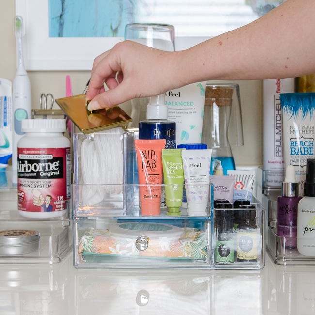 How to Organize The Bathroom Counter & Tub Surround - Polished Habitat