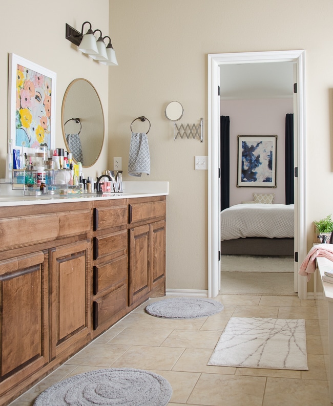 How To Organize The Bathroom Counter Tub Surround Polished Habitat - How To Keep Your Bathroom Counter Clean