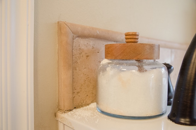 How to Organize The Bathroom Counter & Tub Surround - Polished Habitat