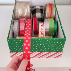How to store Christmas ribbon